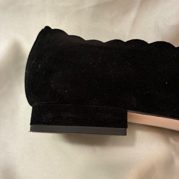 Talbot’s Gently Worn Black Suede Scalloped Edge Flat Size 7W Very Good Condition - Picture 12 of 14